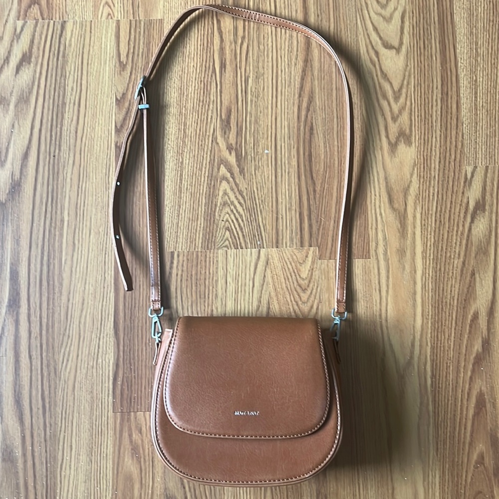 Matt and Nat crossbody saddle bag